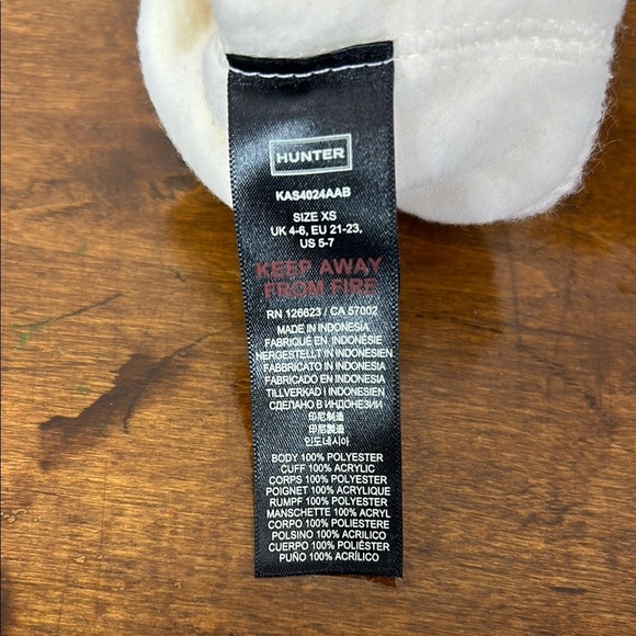 Hunter Kids Boot Socks Cream Knit Size XS Rain Shoes Feet Baby Winter Spring - Picture 5 of 5